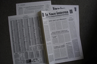 Collezione 1995 - 1999, Asta Groting
La voce interna, 1997
ricostruzione di quotidiano La Repubblica con testi dell’artista