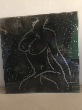 Collezione 1993 - 1995, Enzo Umbaca
Vetri da lavare, 1994
lastra di vetro affumicata
50 × 50 cm